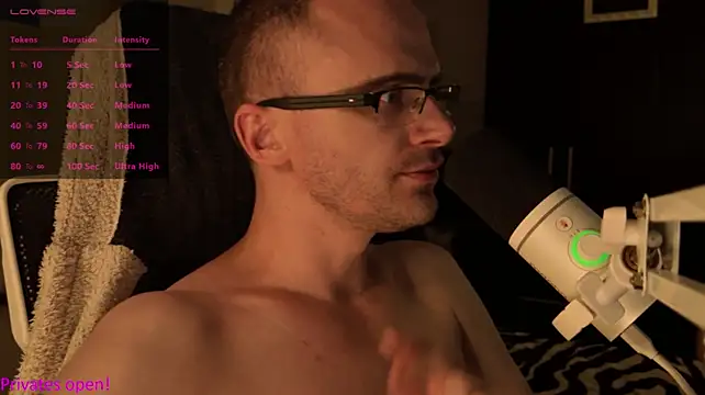 Live sex cam of Moonsire1