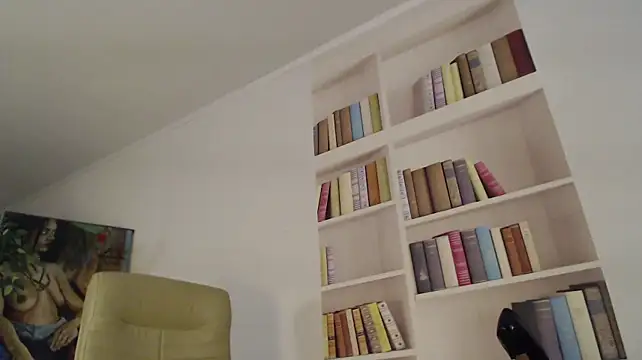 squirtymilf webcam