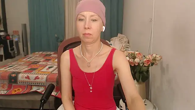 LuxuryNika live cam on StripChat