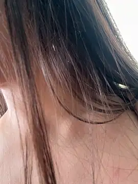 Mau_White webcam