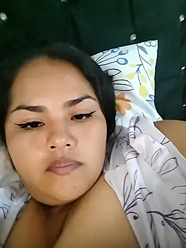 MiaBloom0 webcam
