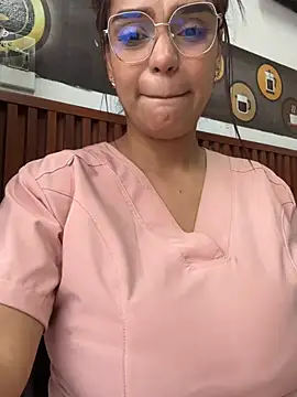 Sara-77 webcam
