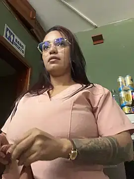Sara-77 live cam on StripChat