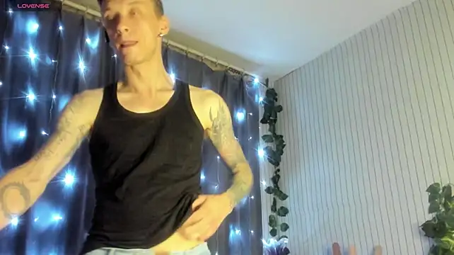James2Inked webcam