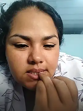 MiaBloom0 webcam