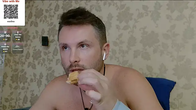 MartinBrandon live cam on StripChat