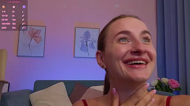 IrisBloommm webcam