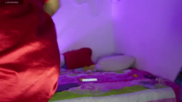 Mia_Doll01 webcam