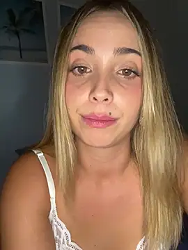 space_couple webcam