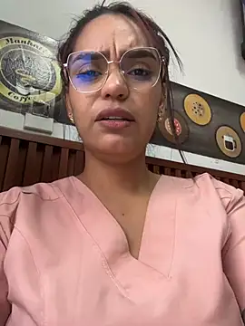Sara-77 webcam