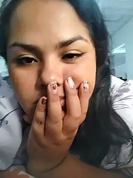 MiaBloom0 webcam