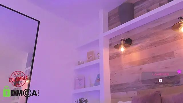 candy_summer28 live cam on StripChat