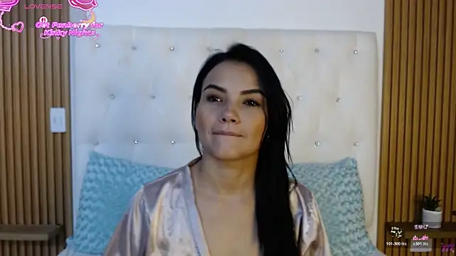 GreciaEvanss live cam on StripChat