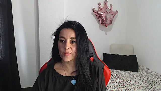 Dayeon__ live cam on StripChat