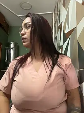sara-77 (G young) - Topless at store 4 minutes💦🍒🥵