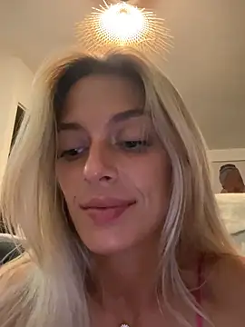 Bellalolahot