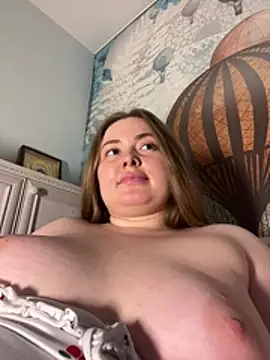 DeniMilkyyyyy webcam