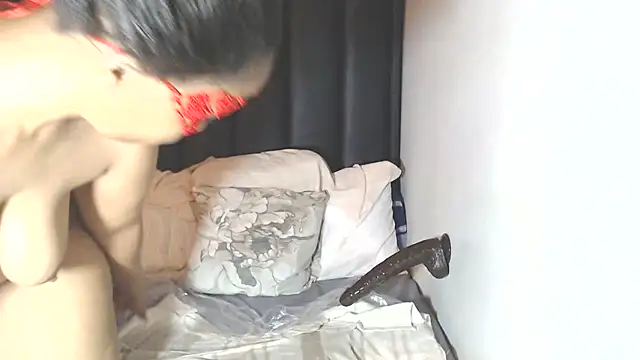 Fallenchubbie live cam on StripChat