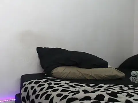 CherryH0ttie webcam