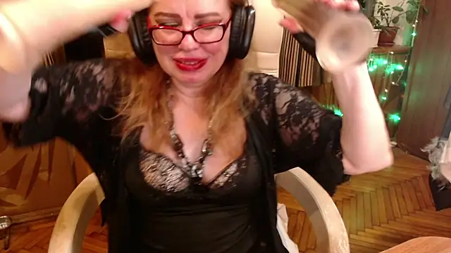 Miss_Tress webcam