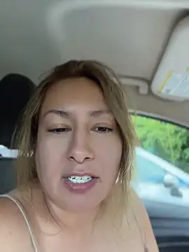 IAmScarlettLove webcam