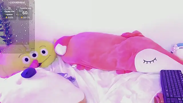 cat_kitty18_ webcam