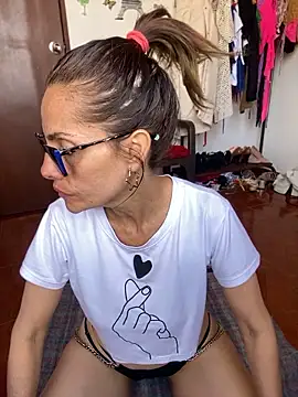 Goddess-Love- webcam