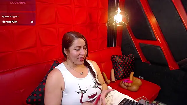 Clhoe-blake webcam