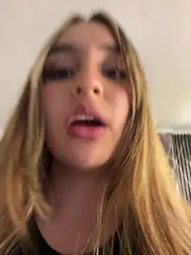 _luisaa_sweet webcam