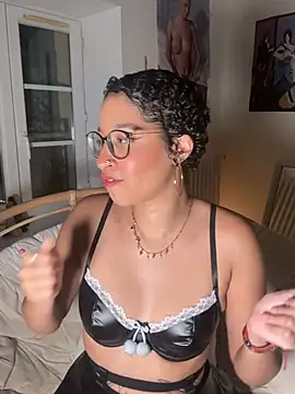 Lauyako_974 webcam
