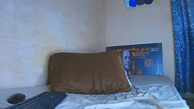 thomass00 (M young) - show cum
