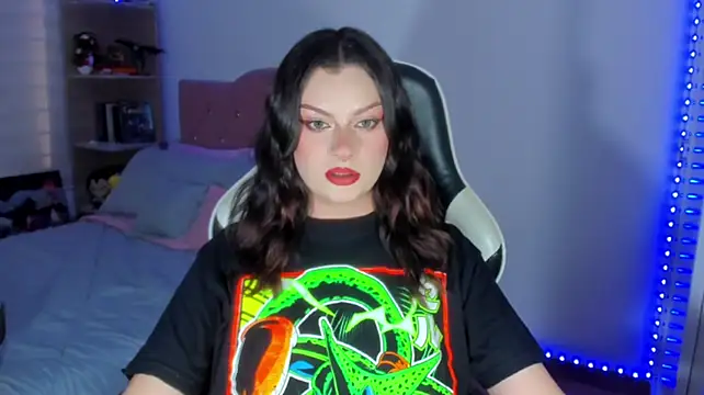 OphelianaRose33 webcam