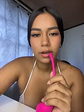 ALANAH_KITTY