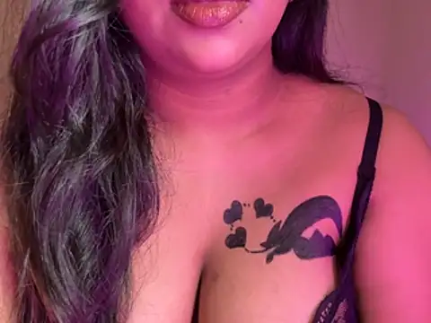 Its_cherry_magic live cam on StripChat