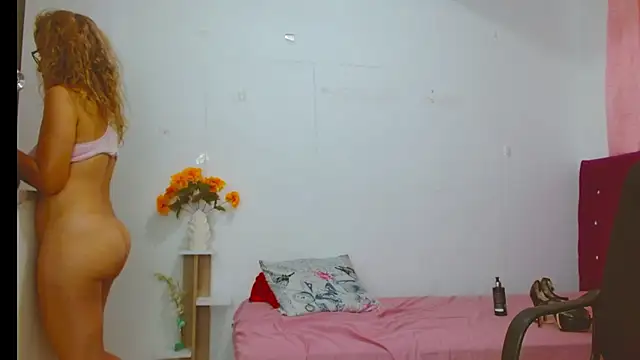 chantalsemenova1 webcam