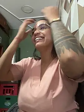 Sara-77 webcam