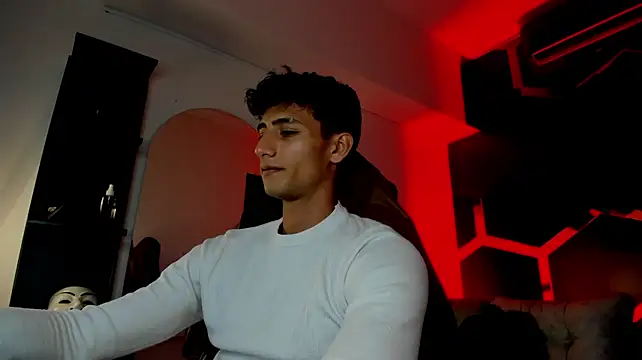 maxiimoromano_ (M young) - Sensual and erotic  dance 🥵🔥😈