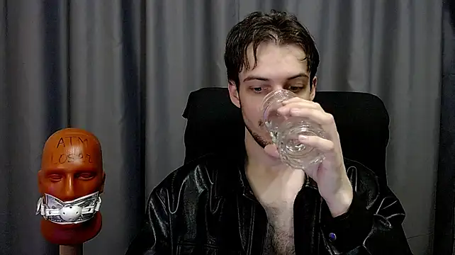 _Damien_thorn_ webcam