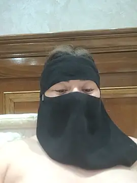 Bisan_sexy live cam on StripChat