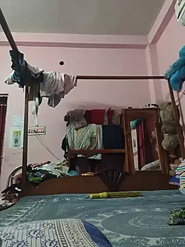 Little-Roshni live cam on StripChat