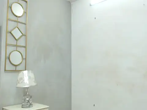 DaniStuart live cam on StripChat