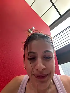 Webcam Model(alana15) is live