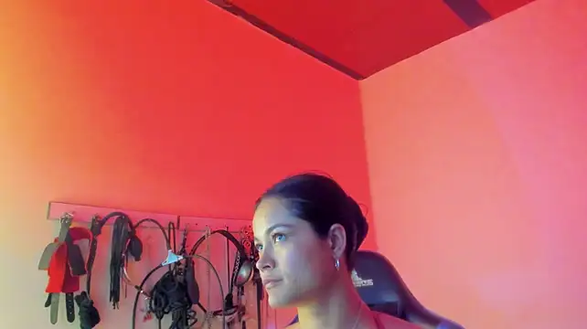 scarlet-kennedy98 live cam on StripChat