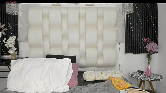 Kittytokyoo webcam