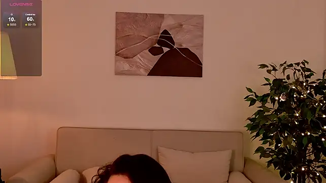 milaleoneli live cam on StripChat