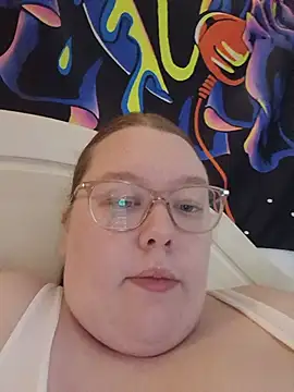 sexycurvyemilyy (G young) - Spread both holes+ last trp get vid