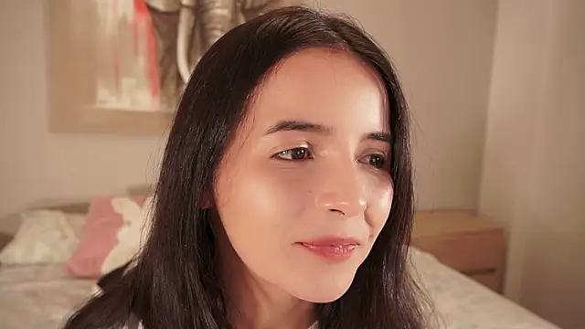 raychell_black (F young) - Hot dancing in panties.