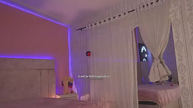 veronicamartiin (F teen) - Fingers in pussy