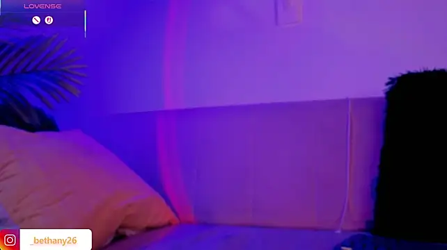 Daddysgirl1_ live cam on StripChat