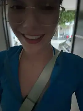 nicolecut (F young) - remove lycra